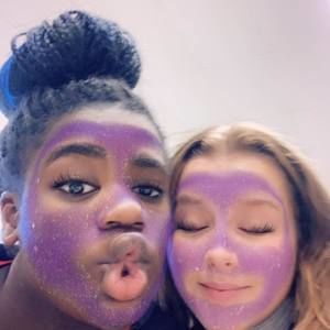 Meet your Posher, Jasmine